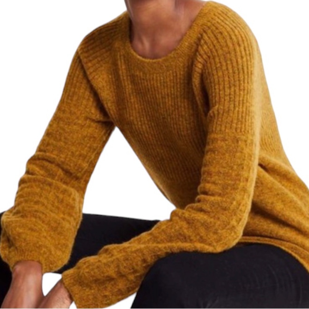 Ann Taylor wool blend ribbed body, waffled, textured sleeves. Ballon sleeves